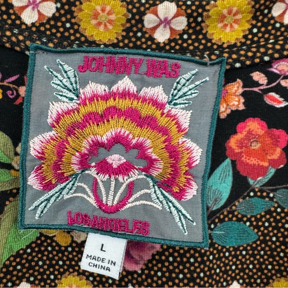 Johnny Was The Janie Favorite Short Sleeve V Neck Swing Tee Floral Black Shirt - Picture 11 of 12
